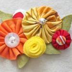 Vibrant Flower Cluster Head..
